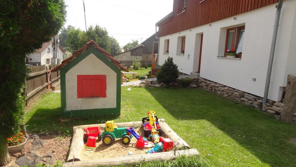 Ubytování U Kapličky Nove Mesto na Morave Esterno foto